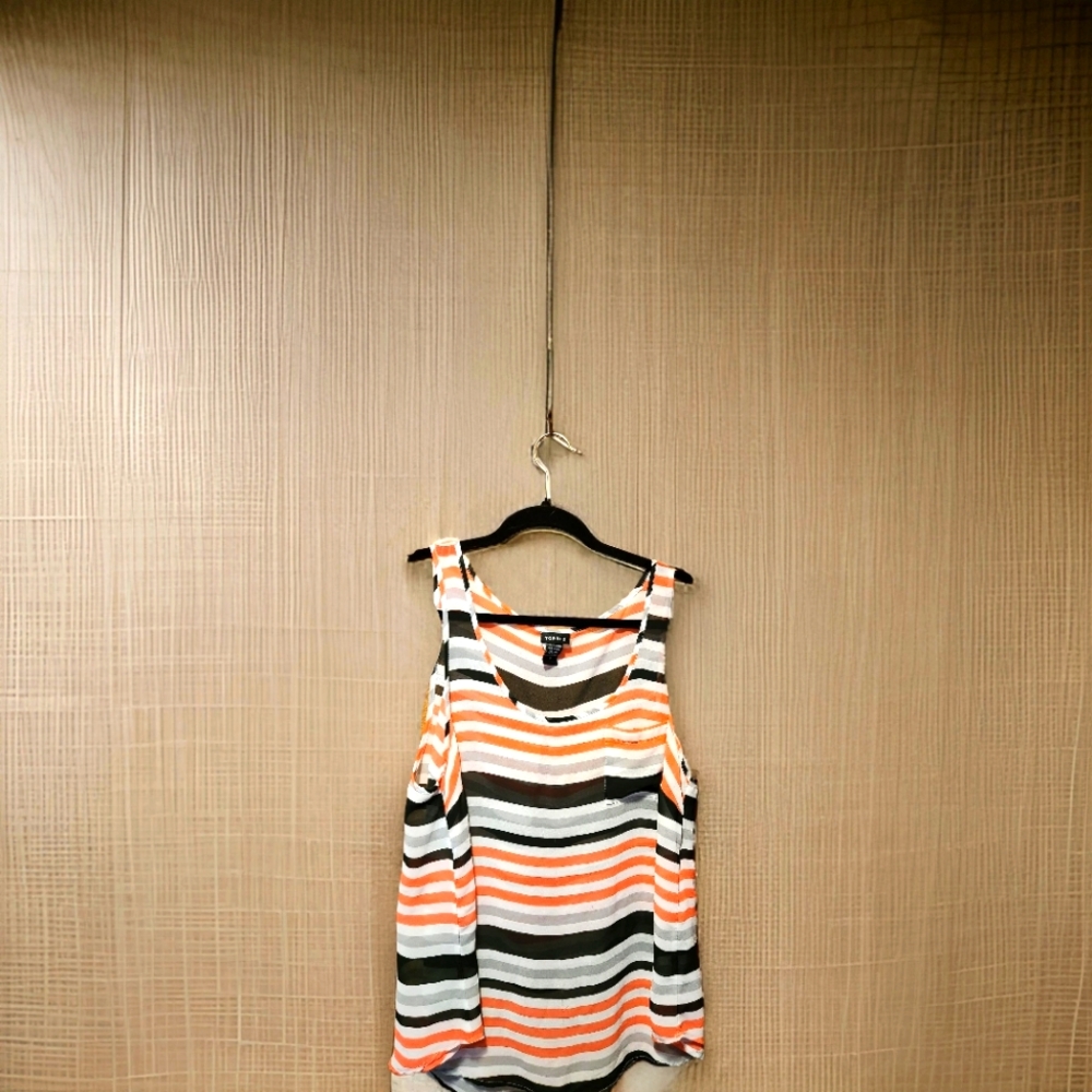 torrid brand sleeveless blouse size 12